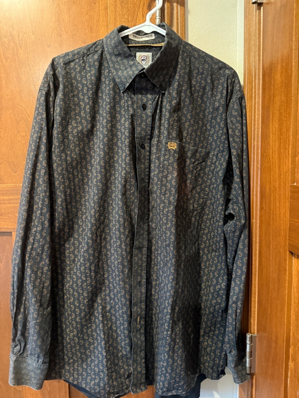 Cinch XL Paisley Print Button-Up Shirt in Black and Taupe